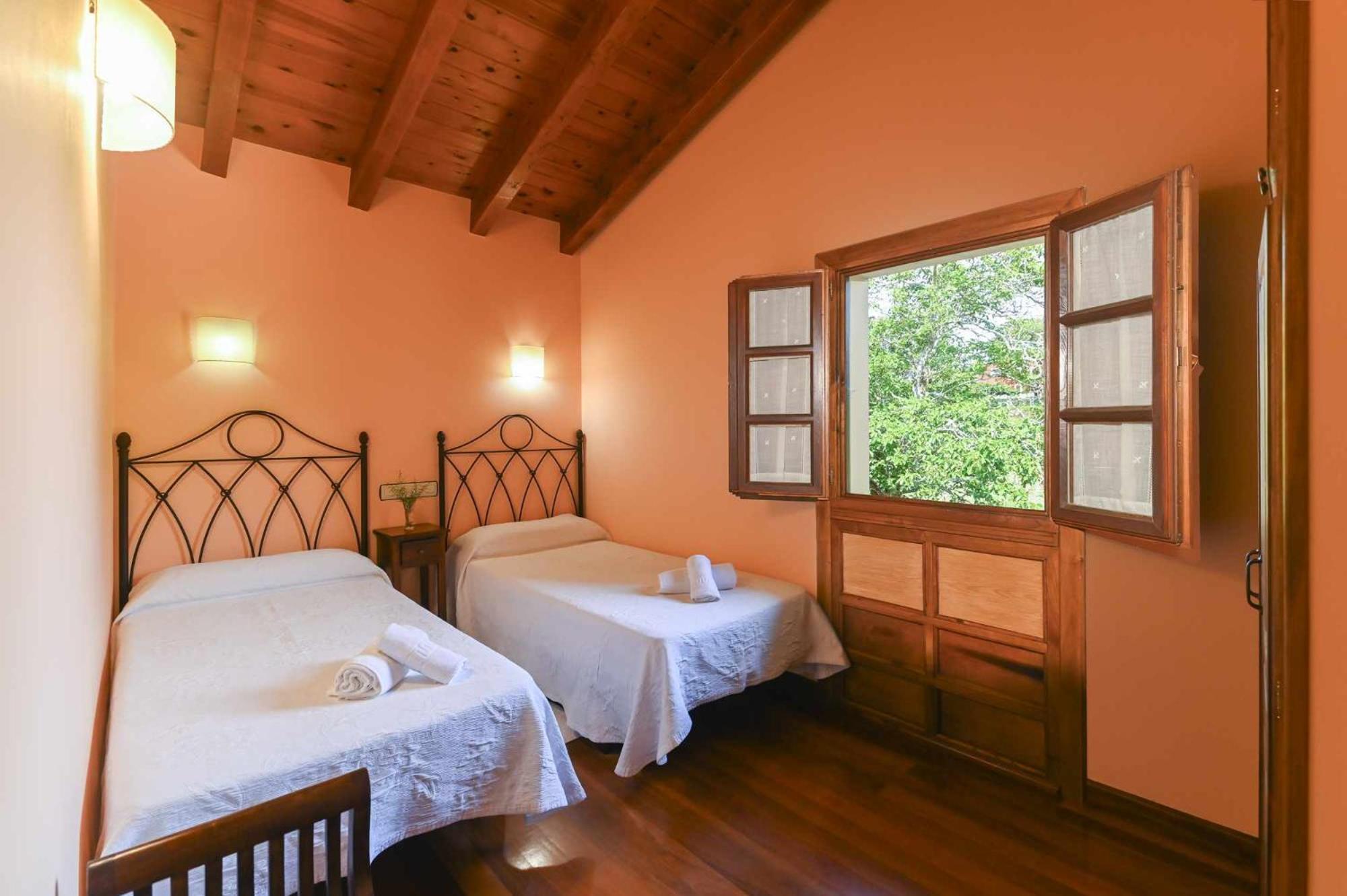 Apartamentos Rurales El Cuetu Picones  Экстерьер фото