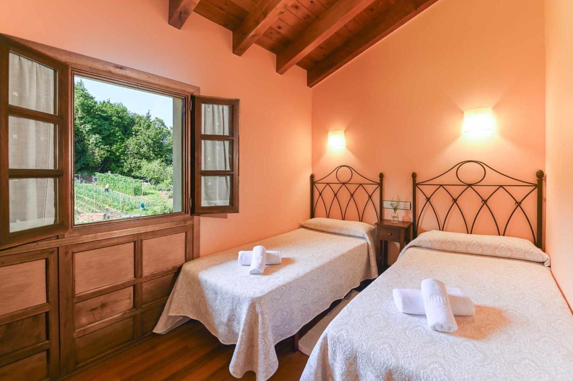 Apartamentos Rurales El Cuetu Picones  Экстерьер фото
